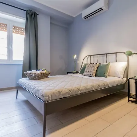 Gasthof Marconi 94 - Apartment&private